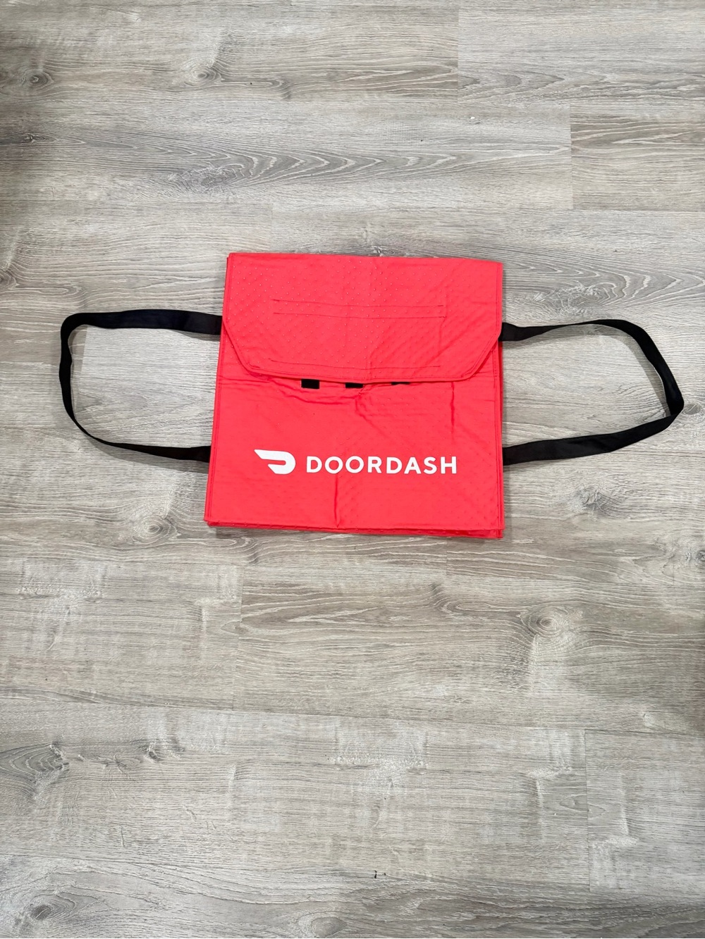 DoorDash Red Insulated Food Delivery Thermal Tote Bag 19 x 18.5” x 5.5”